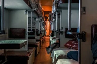 Польська залізниця прискорить сполучення між Варшавою та Краковом