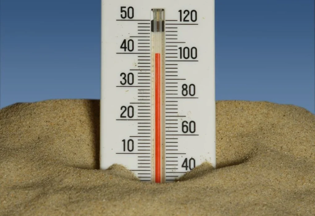 Синоптик попередив про повернення спеки в Україну: коли чекати +33°C