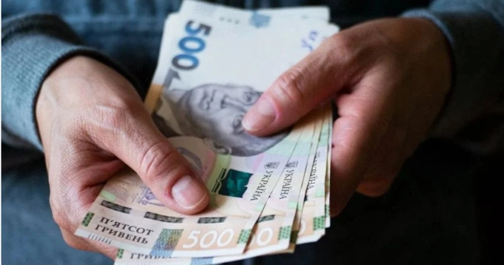 Соцвиплати можуть затримати у листопаді та грудні через нестачу грошей у бюджеті